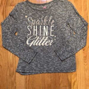 Girl’s long sleeve shirt